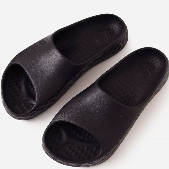 G/FORE G/Slide Ultra-lightweight Waterproof Sandal Street Shoe in Black 8 - Picture 1 of 14